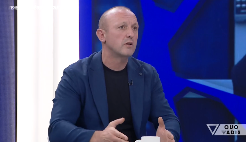 Lulzim Basha në SPAK për 21 janarin, a rrezikon Sali Berisha? Ish-prokurori: Ka një audiopërgjim dhe një email të dërguar në SHBA Lulzim Basha në SPAK për 21 janarin, a rrezikon Sali Berisha? Ish-prokurori: Ka një audiopërgjim dhe një email të dërguar në SHBA