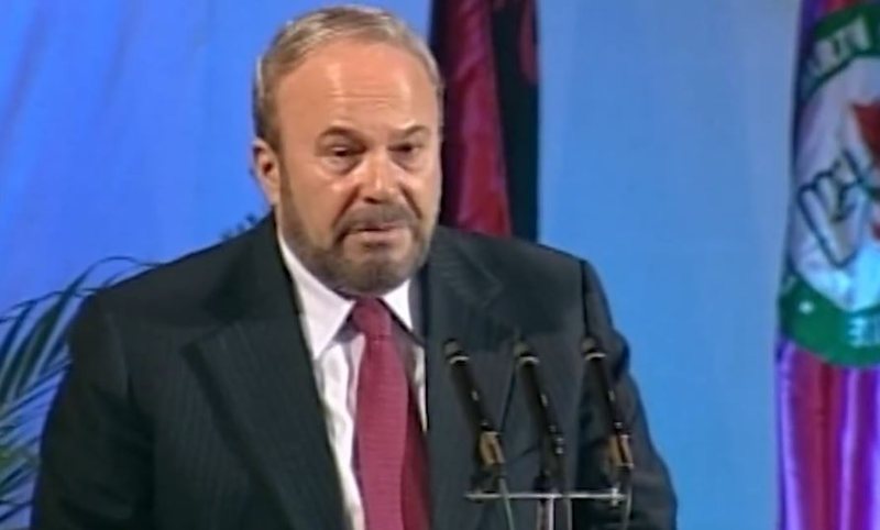 Edi Rama publikon videokartolinë lamtumire për Fatos Nanon: Miku vdiq pas një lufte sfilitëse me sëmundjen