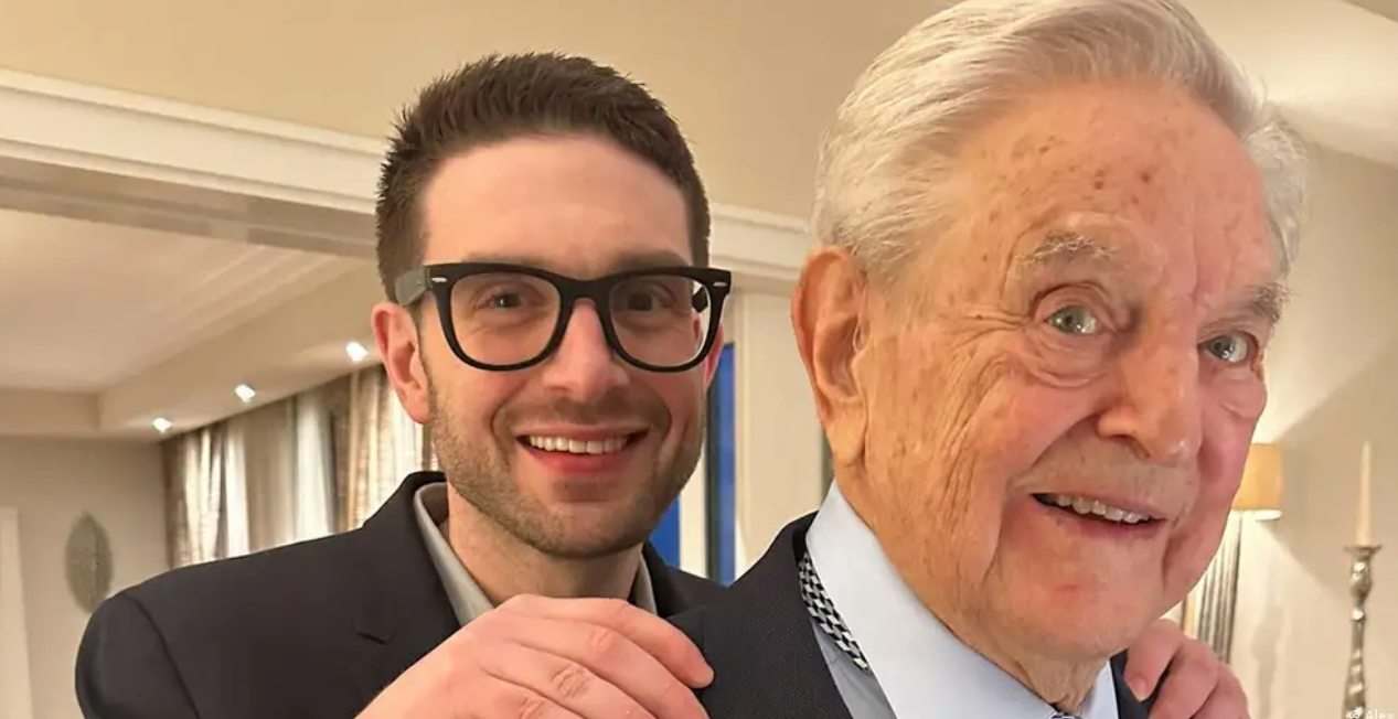 DW: PD-ja e Berishës si SNS-së e Vuçiç! Europa Juglindore dhe narrativa anti-Soros e vendeve ish-komuniste DW: PD-ja e Berishës si SNS-së e Vuçiç! Europa Juglindore dhe narrativa anti-Soros e vendeve ish-komuniste