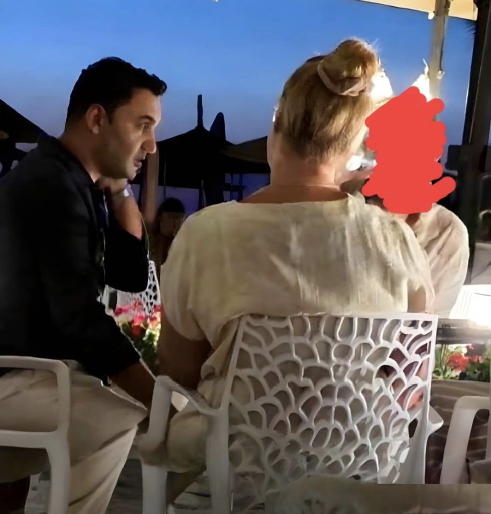 Brisi i Tatimeve solidarizohet me Belo Ezmerin për lidhjen me pagesat nga Vis Berberi kundër Veliajt: Ne jemi zëri i publikut Brisi i Tatimeve solidarizohet me Belo Ezmerin për lidhjen me pagesat nga Vis Berberi kundër Veliajt: Ne jemi zëri i publikut