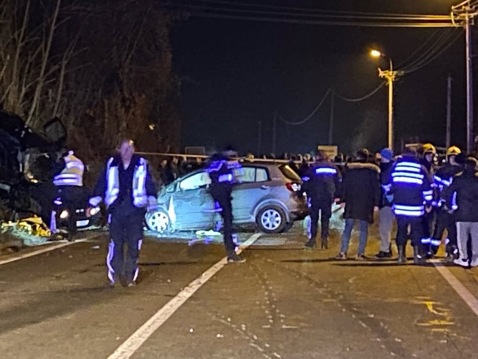 Aksident i rëndë në aksin Lezhë-Milot, vdesin 2 vëllezërit! Arrestohet drejtuesi i dehur i mjetit tjetër