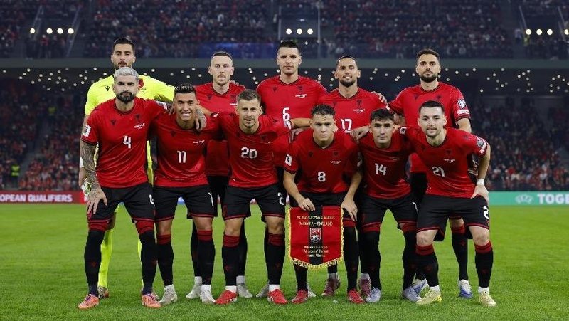Shqipëria zyrtarisht në vazon e tretë për play-off-in e Botërorit, shmang përballjen me Kosovën! Rivalët e mundshëm dhe një dilemë