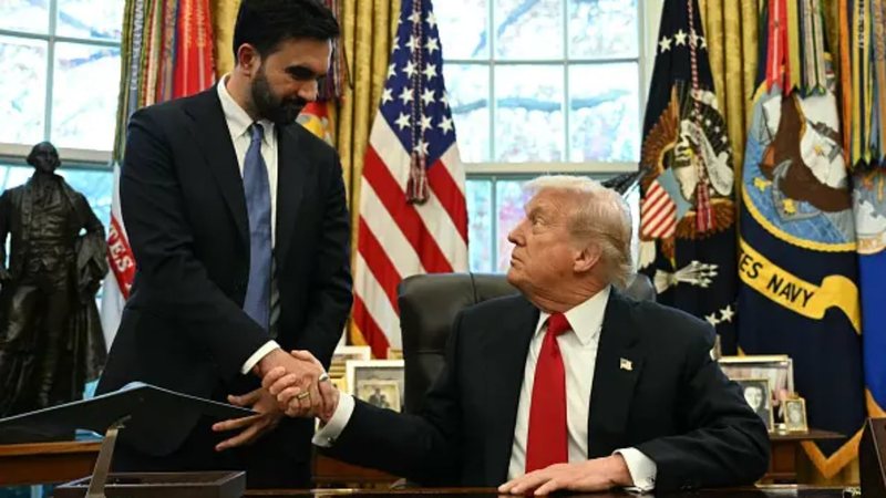 Trump dhe kryebashkiaku i New York-ut bëjnë paqe, takohen së bashku në Zyrën Ovale