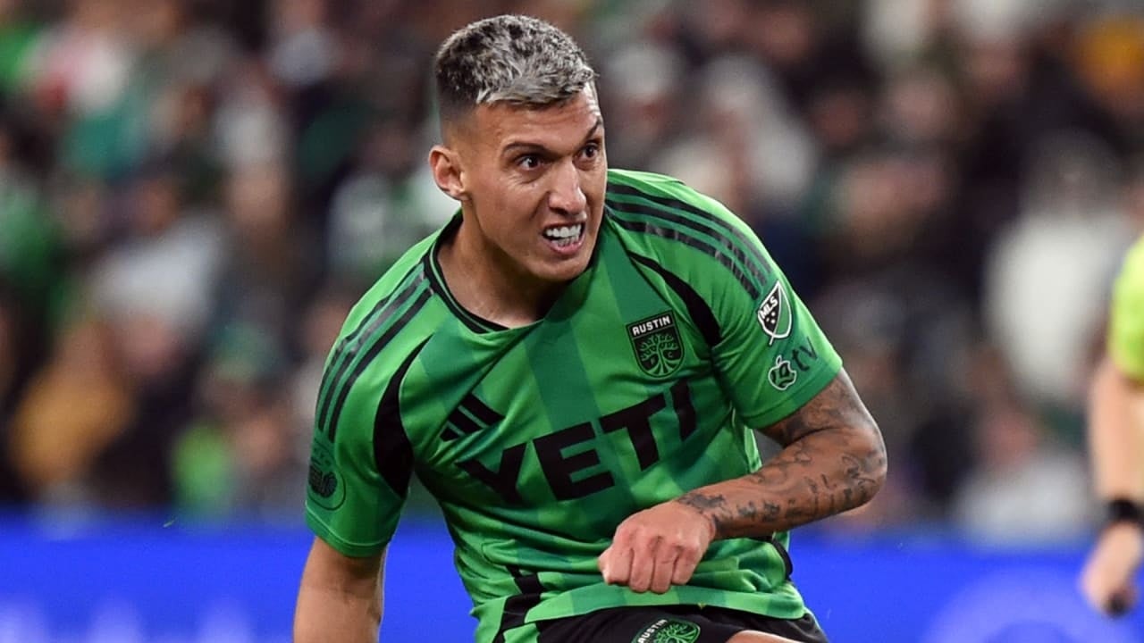 E bujshme nga Italia: Uzuni mund të braktisë SHBA-në për t’u rikthyer në Europë, e kërkon klubi i Serie A E bujshme nga Italia: Uzuni mund të braktisë SHBA-në për t’u rikthyer në Europë, e kërkon klubi i Serie A