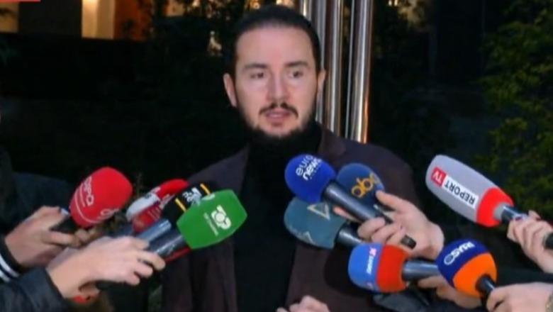 Përplasja me Nokën e Berishën, Salianji ironi pas mbledhjes së Kryesisë: Në 4 orë, pati “protestë” ndaj demokratëve të pakënaqur Përplasja me Nokën e Berishën, Salianji ironi pas mbledhjes së Kryesisë: Në 4 orë, pati “protestë” ndaj demokratëve të pakënaqur