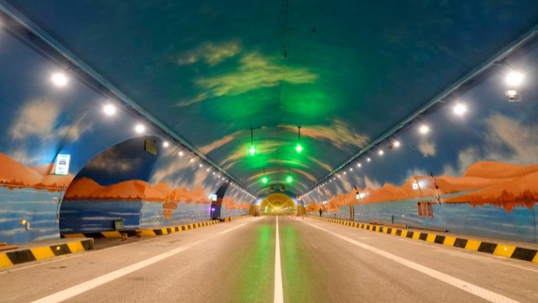 VIDEO/ Kina sfidon malet:  Hapet tuneli rrugor më i gjatë në botë, kushtoi 6.6 miliardë dollarë por… 3.8 miliardë dollarë vetëm projekti! Çfarë do u kishte bërë SPAK me “specialistët” e tij të rrugëve këtyre kinezëve?!