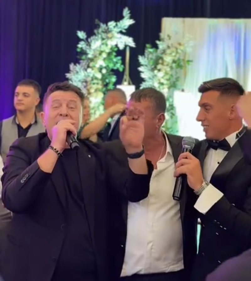 VIDEO/ “Do haj dru dhe Polonia”! Ylli Baka dhe Myrto Uzuni bëhen viralë në dasmë VIDEO/ “Do haj dru dhe Polonia”! Ylli Baka dhe Myrto Uzuni bëhen viralë në dasmë