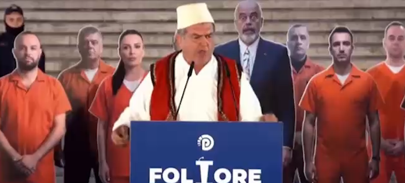 VIDEO/ “O Bamir Topi, të vraftë Zoti, edhe ty Lul Brava”! Protesta e PD e mbushur me të marrë: Të ruajtë Zoti doktor Sali Berisha VIDEO/ “O Bamir Topi, të vraftë Zoti, edhe ty Lul Brava”! Protesta e PD e mbushur me të marrë: Të ruajtë Zoti doktor Sali Berisha