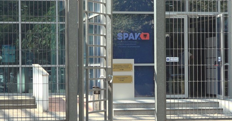 Operacioni te AKSHI, SPAK del me njoftim zyrtar: Hetime për grup të strukturuar kriminal mbi tenderat