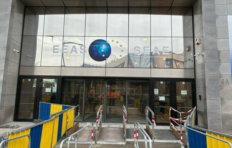 Policia belge bastis shërbimin diplomatik të BE-së dhe Kolegjin e Evropës, arrestohet Federica Mogherini Policia belge bastis shërbimin diplomatik të BE-së dhe Kolegjin e Evropës, arrestohet Federica Mogherini