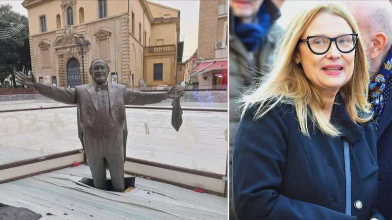 Pavaroti ‘i ngrirë’ në mes të sheshit, e veja shpërthen, kryebashkiaku kërkon falje Pavaroti ‘i ngrirë’ në mes të sheshit, e veja shpërthen, kryebashkiaku kërkon falje