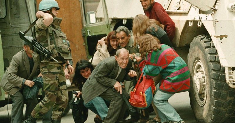 Mbi 100 turistë vrasës në “Sarajevo Safari”, fëmija i vrarë ishte trofeu më i kërkuar