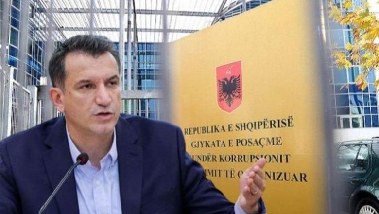 Kërkoi “lirimin” nga kafazi në sallën e gjyqit: GJKKO i rrëzoi kërkesën Veliajt! Praktikë e zakonshme… por, Nano në 1993-shin qëndroi në gjyq i paizoluar