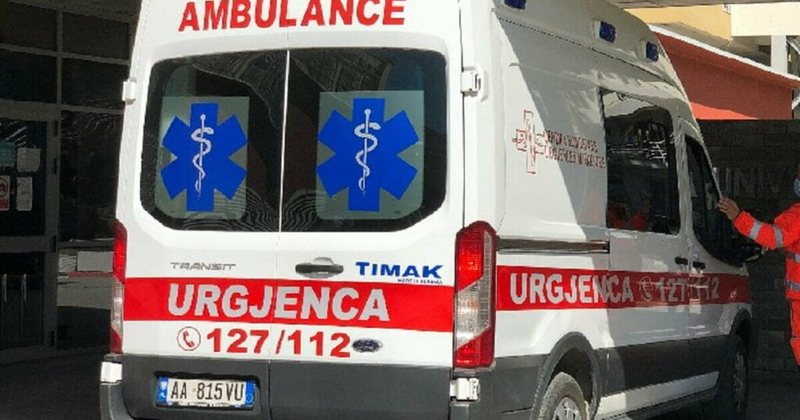 Tragjedi në një familje në Lezhë – 42 vjeçari gjendet pa jetë në vendin e punës, nëna e tij vetëvritet sapo mëson lajmin Tragjedi në një familje në Lezhë – 42 vjeçari gjendet pa jetë në vendin e punës, nëna e tij vetëvritet sapo mëson lajmin