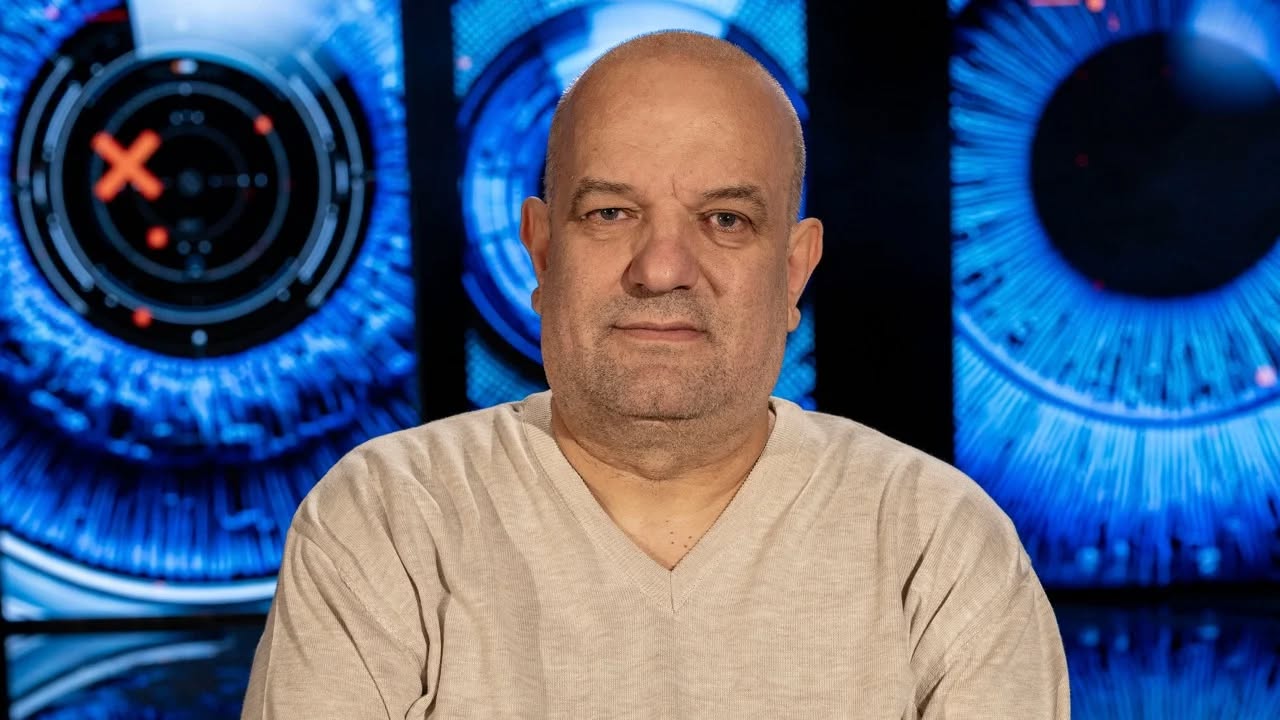 Opozitari më i famshëm në rrjetet sociale, braktis protestën “madhështore” të radhës ditën e hënë:   Ilir Vrenozi bëhet pjesë e Big Brother… Pres të më vizitojë Edi Rama
