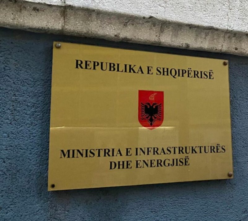 Ministria e Infrastrukturës dhe Energjisë përgënjeshtron PD-në: Nuk ekziston asnjë vendim i BE-së ndaj nesh Ministria e Infrastrukturës dhe Energjisë përgënjeshtron PD-në: Nuk ekziston asnjë vendim i BE-së ndaj nesh