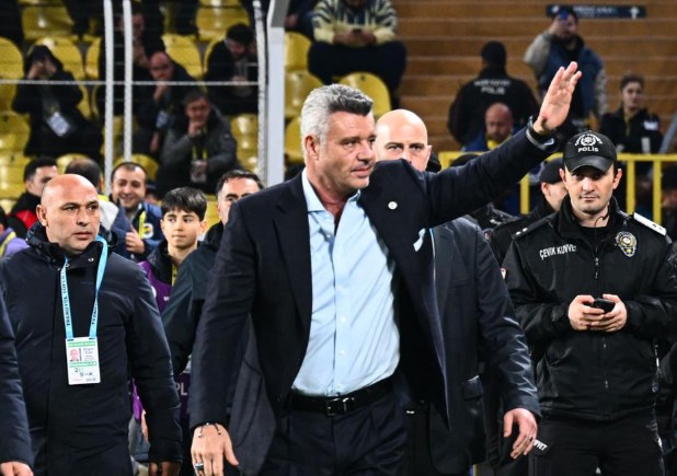 Skandal i madh në Turqi, Presidenti i Fenerbahçes përfundon në pranga Skandal i madh në Turqi, Presidenti i Fenerbahçes përfundon në pranga