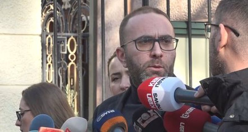 how pa sens i Bardhit dhe deputetëve të PD në Kuvend