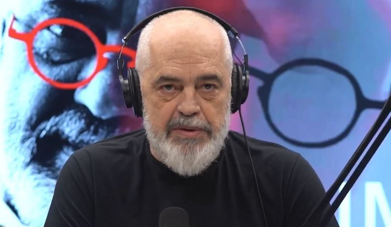 Aferat e AKSHI-t, reagon Rama: Mirlinda Karçanaj gjendet në një masë sigurie me një akuzë të hatashme, të presim drejtësinë dhe jo tenxheret politike Aferat e AKSHI-t, reagon Rama: Mirlinda Karçanaj gjendet në një masë sigurie me një akuzë të hatashme, të presim drejtësinë dhe jo tenxheret politike