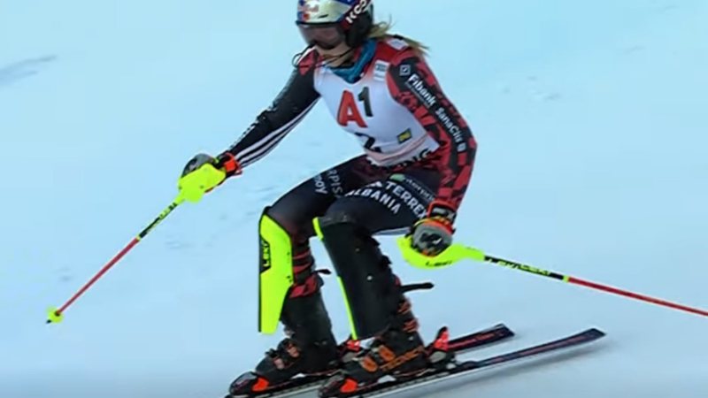 Lara Colturi ‘fluturon’ në Semmering dhe shënon tjetër podium, e treta në Slalomin Special Lara Colturi ‘fluturon’ në Semmering dhe shënon tjetër podium, e treta në Slalomin Special