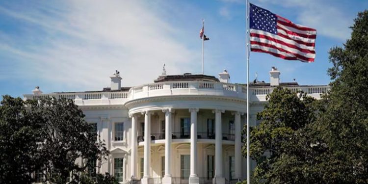 Ftesa e Trump për Shqipërinë, reagon Shtëpia e Bardhë: Një tjetër mashtrim i turpshëm! S’ka asnjë detyrim për 1 mld dollarë! Ftesa e Trump për Shqipërinë, reagon Shtëpia e Bardhë: Një tjetër mashtrim i turpshëm! S’ka asnjë detyrim për 1 mld dollarë!