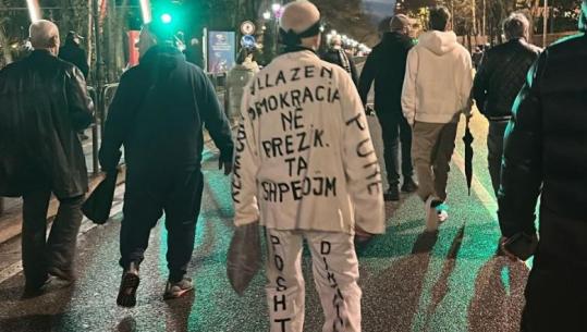 “Shpërndahuni se erdhi gjermani”! Ja video me dron e protestuesve të Berishës që do “rrëzojnë” Ramën