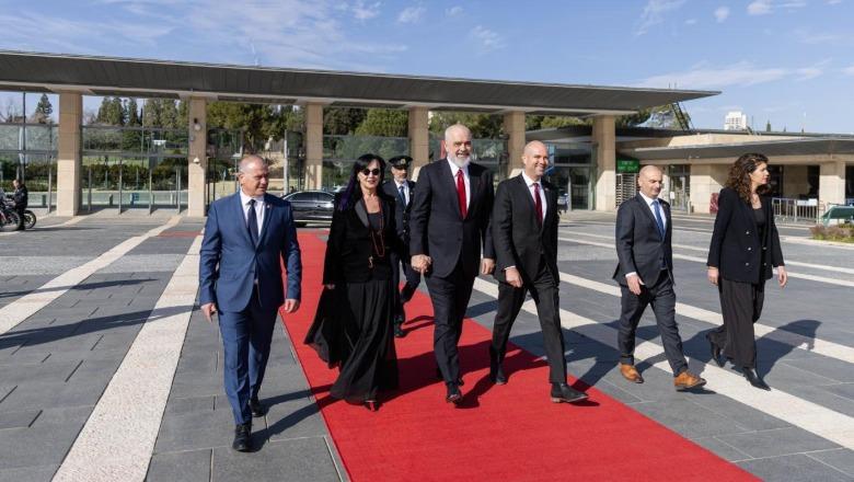 Dita e fundit e vizitës së Ramës në Izrael, sot fjalimi në Konferencën Ndërkombëtare për Luftën kundër Antisemitizmit Dita e fundit e vizitës së Ramës në Izrael, sot fjalimi në Konferencën Ndërkombëtare për Luftën kundër Antisemitizmit