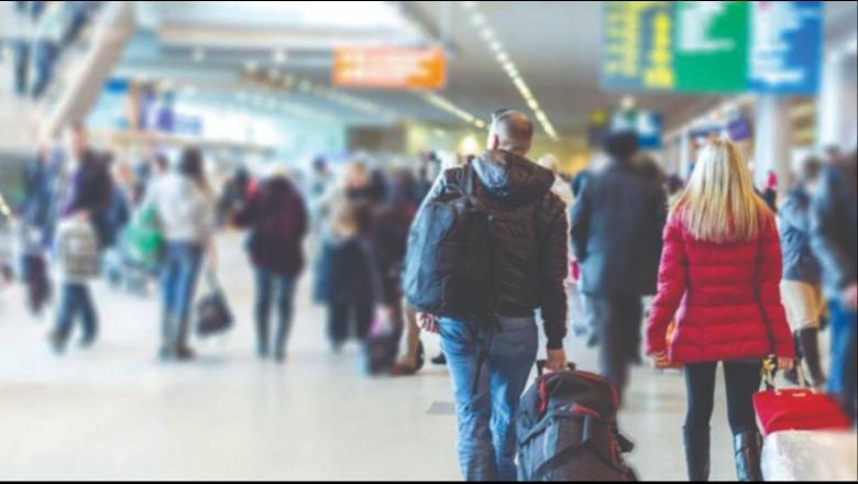 Shqipëria, vendi me peshën më të lartë të emigracionit drejt BE! 230 emigrant të ligjshëm për 1000 banorë Shqipëria, vendi me peshën më të lartë të emigracionit drejt BE! 230 emigrant të ligjshëm për 1000 banorë