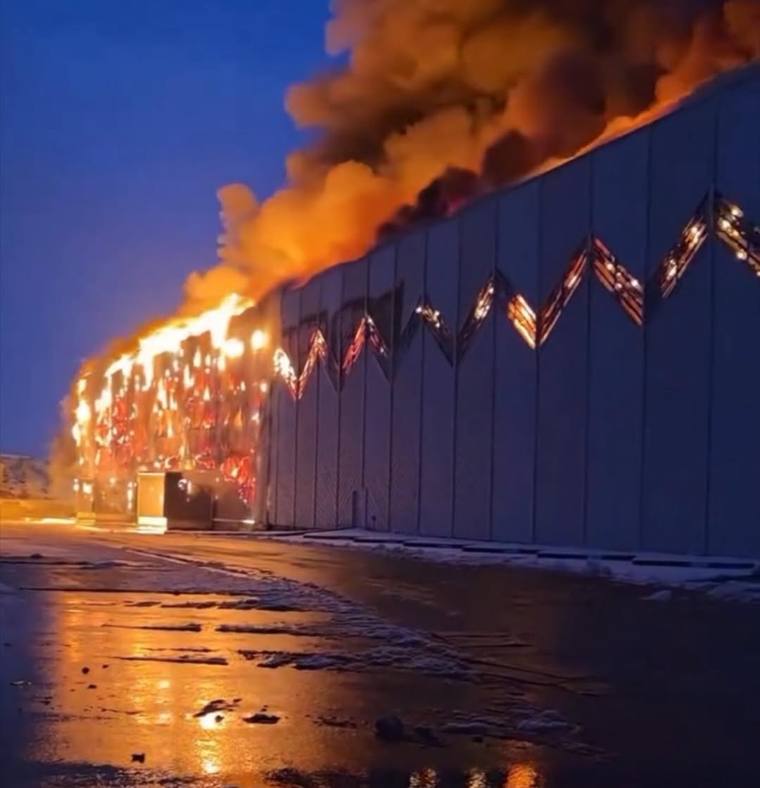 VIDEO/ Digjet fabrika e dyshekëve “Comodita” në Gjakovë!