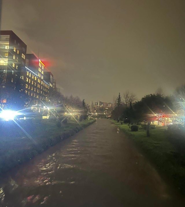 Rritet niveli i Lanës nga reshjet: Bashkia në gatishmëri për ndërhyrje të menjëhershme