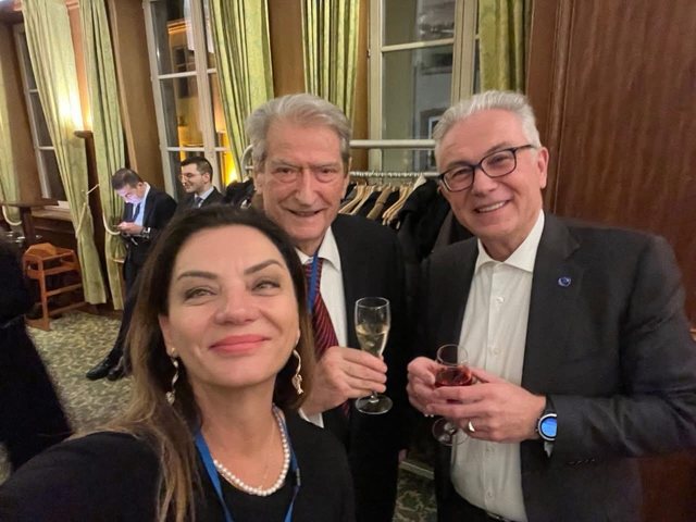 Prapaskena e turpërimit të Strasburgut: Kurth grek ndaj doktorit?