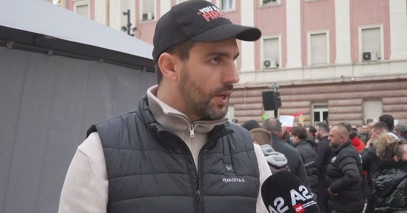 Lapaj gjen emrat e kryeministrave teknikë, por është i pavandosur se cilin të vëri