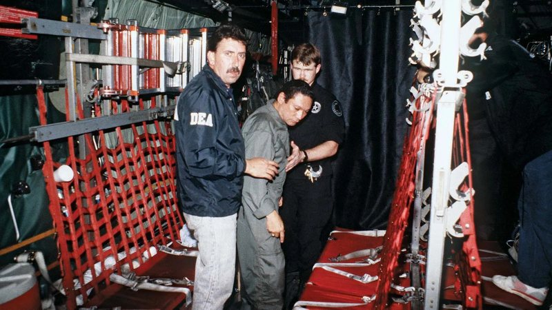 “Do kesh fatin e Noriegës”! Gazetari tregon episodin në 1998: Vetëm Berisha është kërcënuar nga SHBA se do të rrëmbehej me helikopter