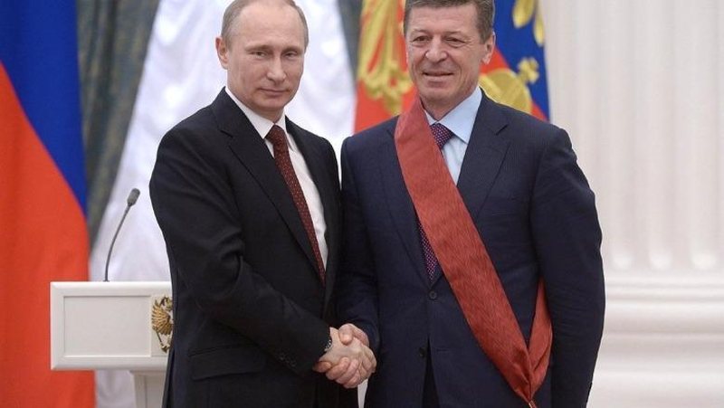 Profecia e Putinit për këshilltarin që guxoi të refuzonte një urdhër të tij: Nëse humbasim, do të na vrasin të dy Profecia e Putinit për këshilltarin që guxoi të refuzonte një urdhër të tij: Nëse humbasim, do të na vrasin të dy