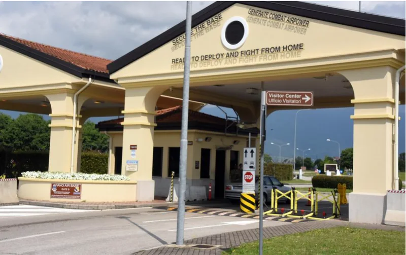 Ksenofob shqiptarët?! Plagosën me thikë ushtarin amerikan në Itali sepse  shoqërohej me një shqiptare që nuk e njihnin fare