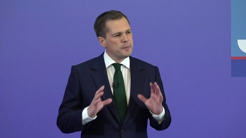 Dëbohet ish-ministri anti-shqiptar! Robert Jenerick shkarkohet nga konservatorët, pritet t’i bashkohet Nigel Farage