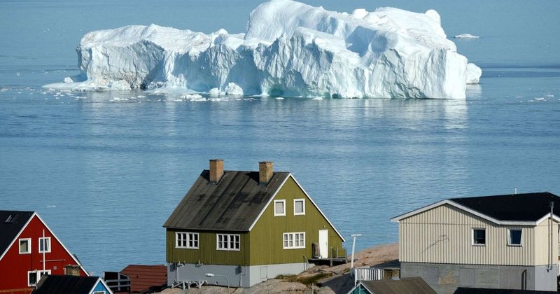 Pse ishulli i akullt është kthyer në “mollë sherri” për sigurinë botërore