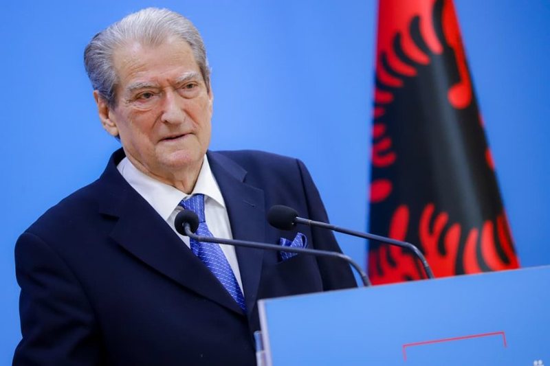 Berishët nën hetim, shtohen marrëzitë me “komando” e qeveri teknike