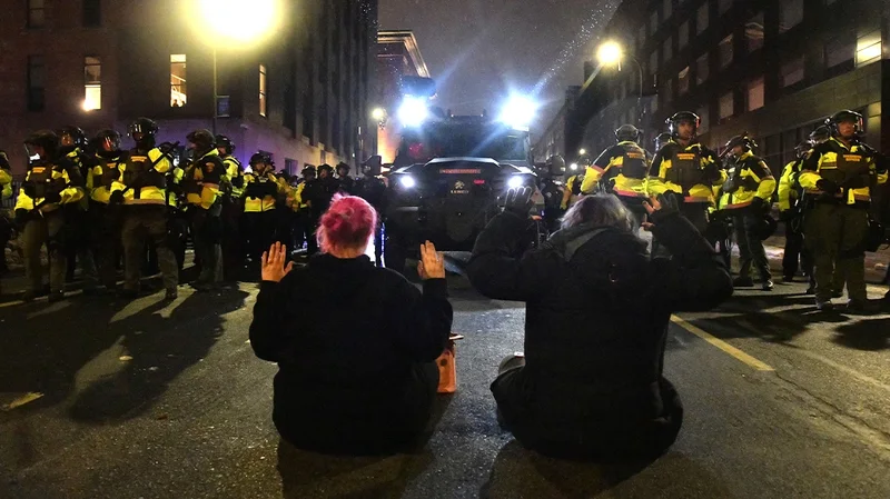 Vrasja e 37-vjeçares nga agjenti i ICE, përshkallëzohen protestat në SHBA Vrasja e 37-vjeçares nga agjenti i ICE, përshkallëzohen protestat në SHBA