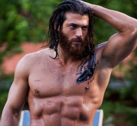 Arrestohet aktori Can Yaman, në hetim për trafik dhe përdorim droge