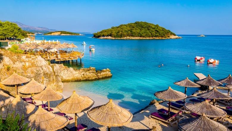 Forbes: Shqipëria, destinacioni i ardhshëm i jahteve luksoze në Mesdhe? Vendi që mund të ngrihet si qendër e industrisë së jahteve