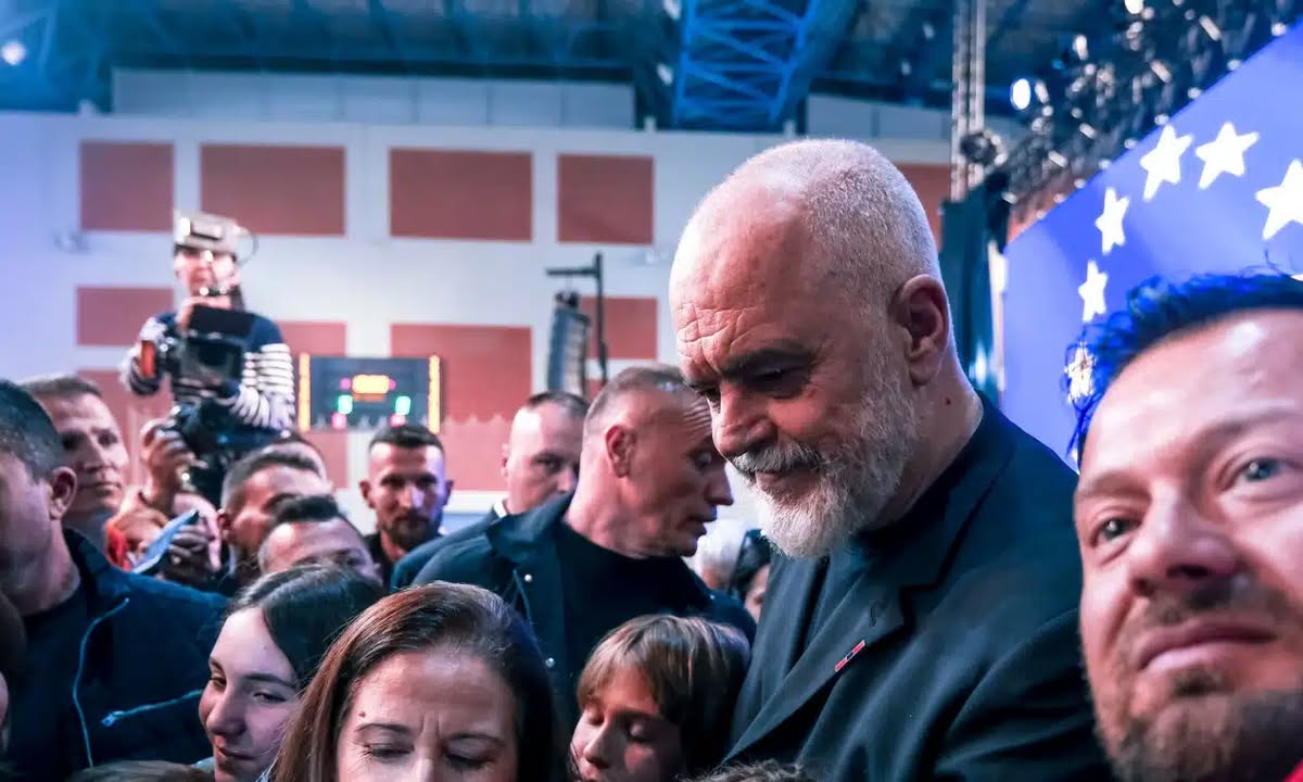 Deputetja greke Niki Tzavella: Rama është gjysmë grek, ai studioi në Harvard me një bursë greke!