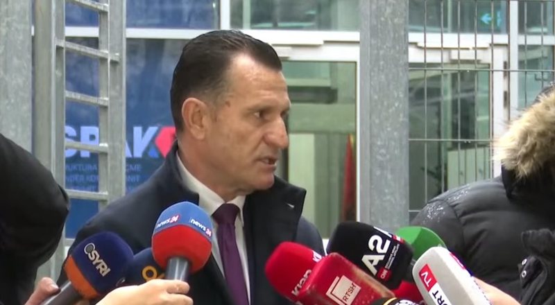Seanca në GJKKO: Tensione të ashpra mes Ilir Metës dhe prokurorit Sotir Kllapit Seanca në GJKKO: Tensione të ashpra mes Ilir Metës dhe prokurorit Sotir Kllapit