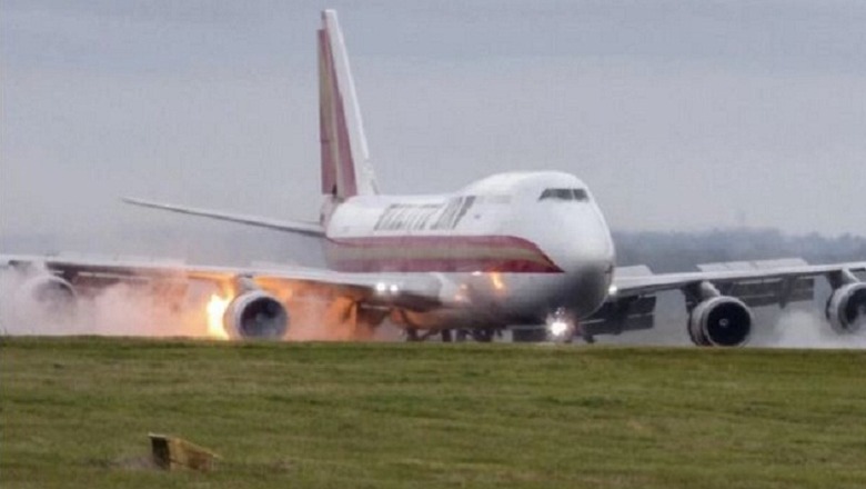 Avioni i NASA-s bën ulje të detyruar në Houston, rrëshqet përgjatë pistës dhe përfshihet nga flakët