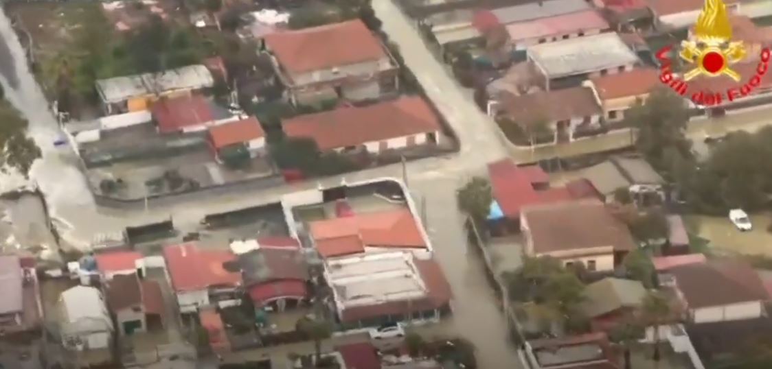 Cikloni “Harry” goditi Italianë! Shkatërrimet më të mëdha prekën Siçilinë, Kalabrinë e Sardenjën, dëmet në Siçili arrijnë mbi 1 mld euro