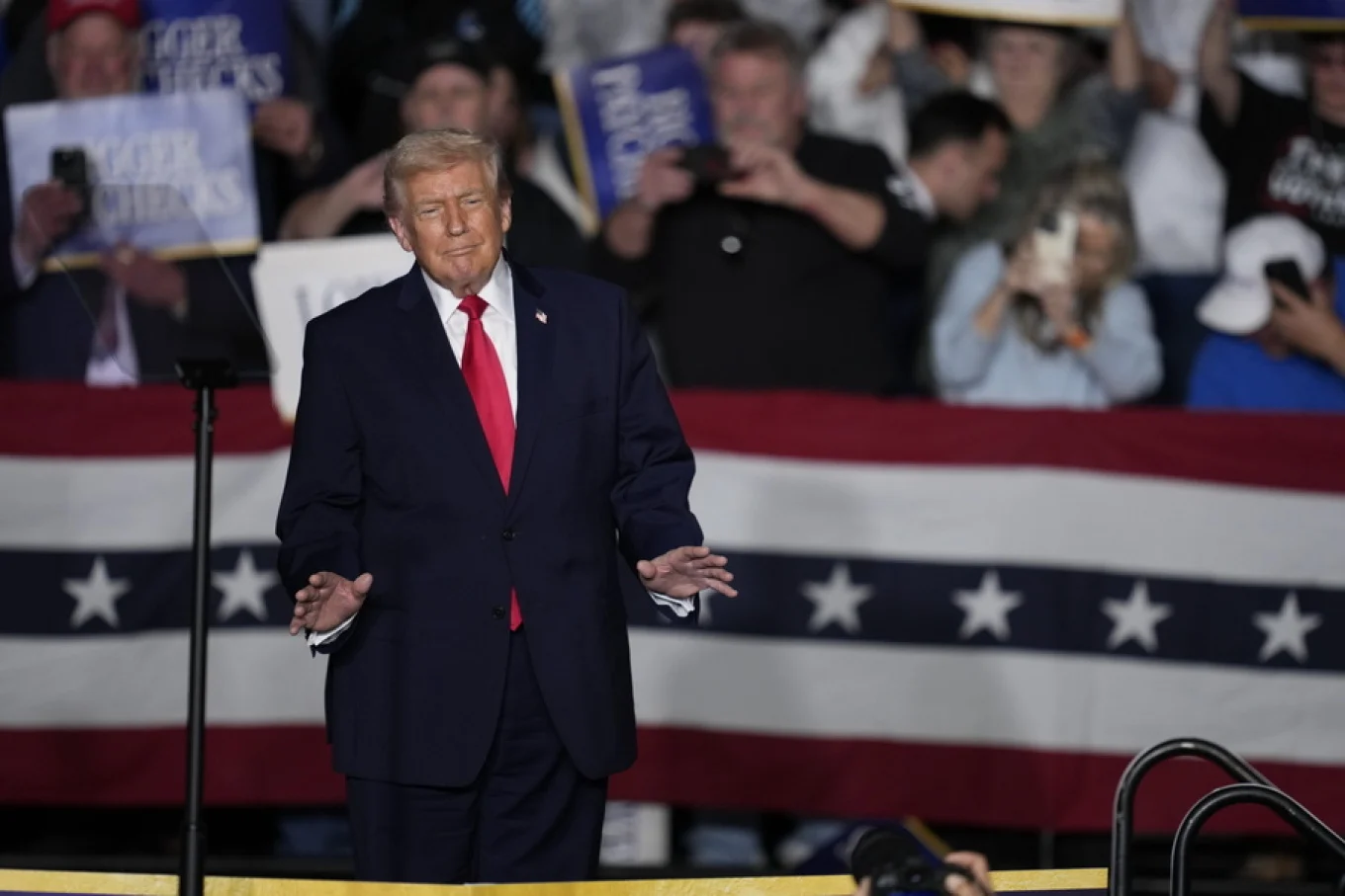 Ata e merrni naftën nga Venezuela, por tani s’ka më! Trump parashikon që Kuba do të shembet shumë shpejt Ata e merrni naftën nga Venezuela, por tani s’ka më! Trump parashikon që Kuba do të shembet shumë shpejt