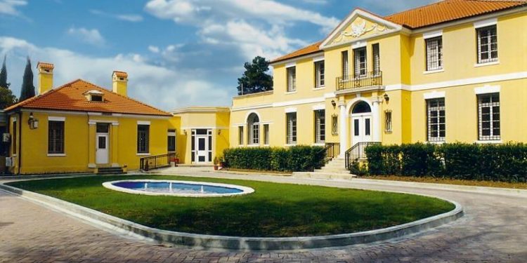 Ambasada e SHBA në Tiranë mesazh qytetarëve amerikanë: Ja lokalet ku nuk duhet të shkoni Ambasada e SHBA në Tiranë mesazh qytetarëve amerikanë: Ja lokalet ku nuk duhet të shkoni