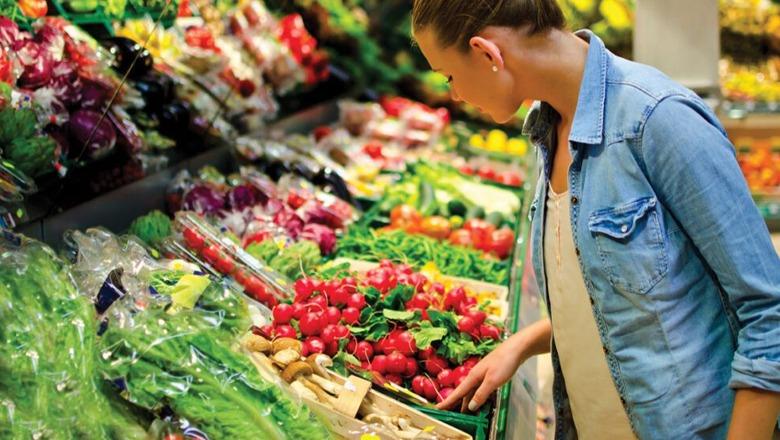 Zarzavatet kthehen në mall luksi, pse po na kushtojnë kaq shtrenjtë Zarzavatet kthehen në mall luksi, pse po na kushtojnë kaq shtrenjtë
