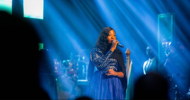 E pickoi gjarpri teksa flinte, shuhet në mënyrë tragjike ylli 26-vjeçar i “The Voice” E pickoi gjarpri teksa flinte, shuhet në mënyrë tragjike ylli 26-vjeçar i “The Voice”