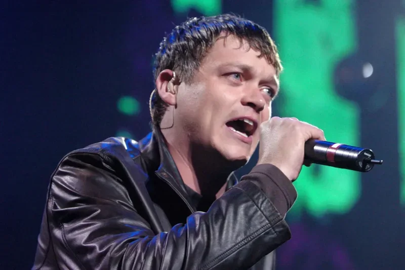 Ndahet nga jeta Brad Arnold, këngëtari legjendar i “3 Doors Down”, në moshën 47-vjeçare